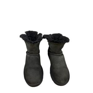 UGG Australia Bailey Bow Black  Suede Sheepskin Women's Size 7